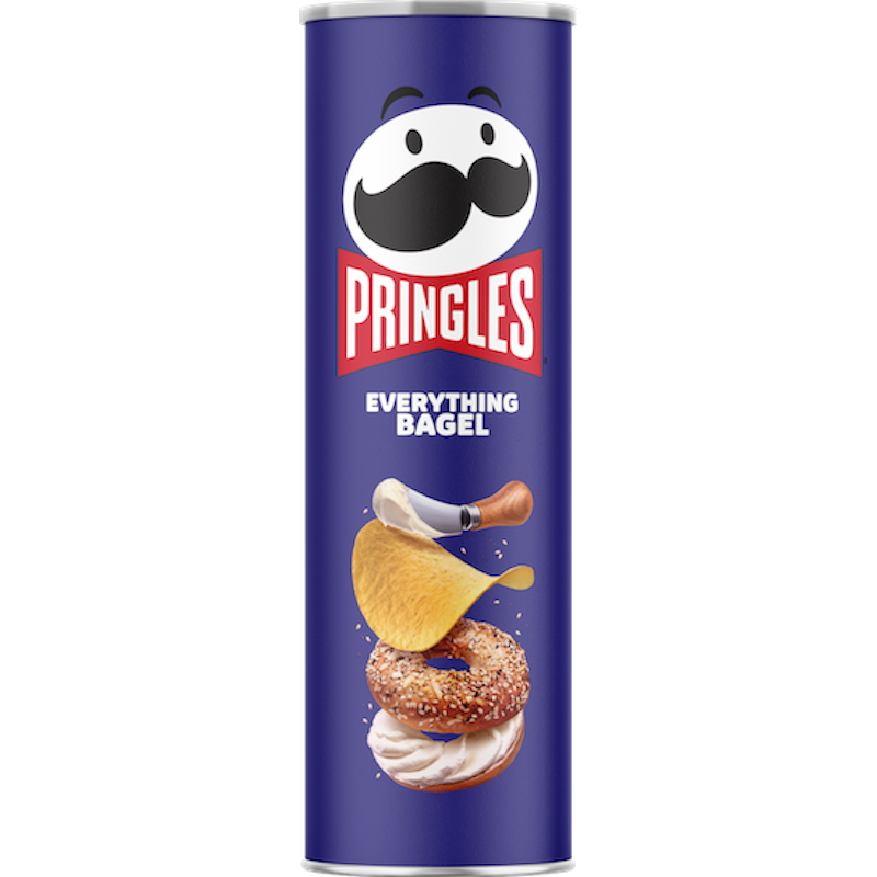A Twice as Sweet Pringles Everything Bagel 158g (USA) can with a purple background features the Pringles logo, Mr. P mascot, Everything Bagel text, and images of everything bagel chips, a bagel with cream cheese, and a spreading knife.
