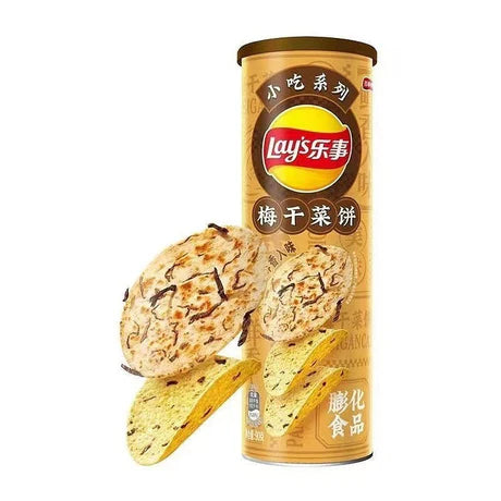A tall cylindrical can of Twice as Sweet Lay’s Preserved Mustard Pancake Flavour Chips (90g, China) displays Chinese text and two chips, highlighting this unique street food-inspired flavor with gold and brown packaging.